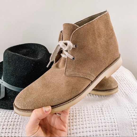 Banana Republic Other - BANANA REPUBLIC | Brown Suede Chukka Boots Sz 8